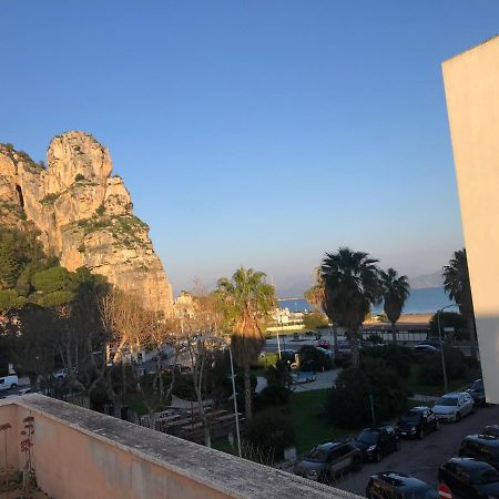 B E B Riviera Di Levante Terracina Luaran gambar
